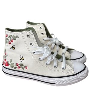 Converse Girl's Chuck Taylor All Star Berries and Bees Sneaker Sz US 3 High Top